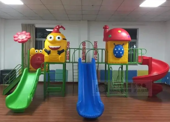 儿童游乐设施