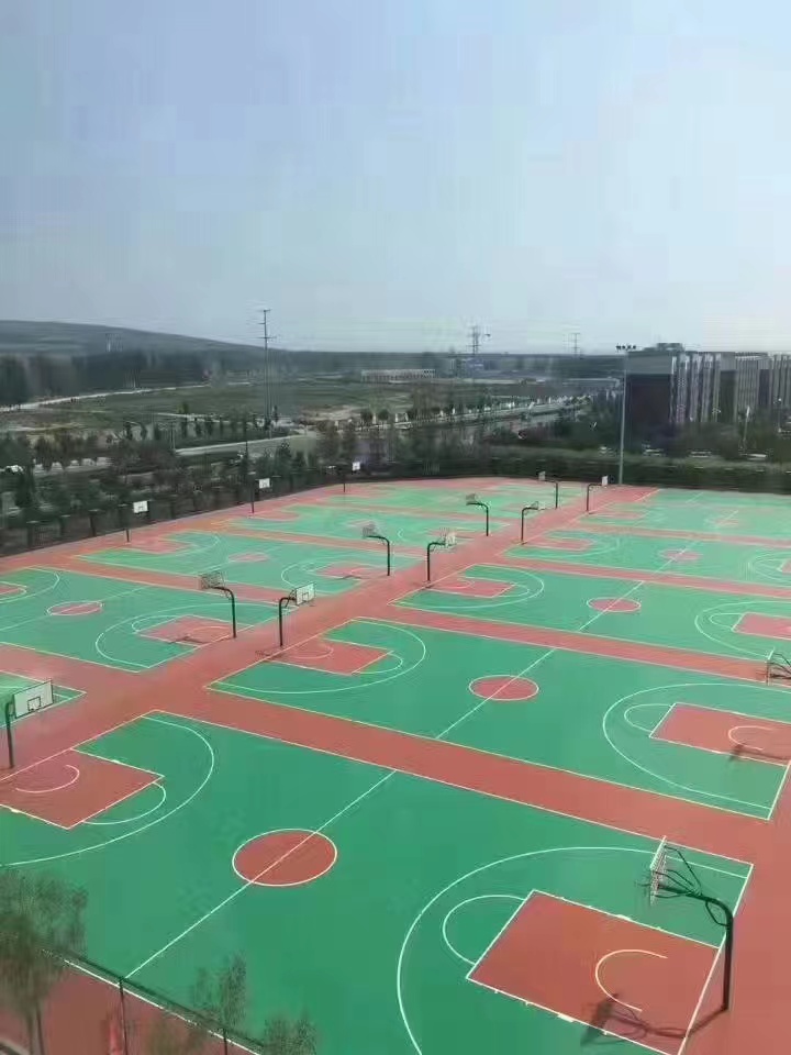 篮球场